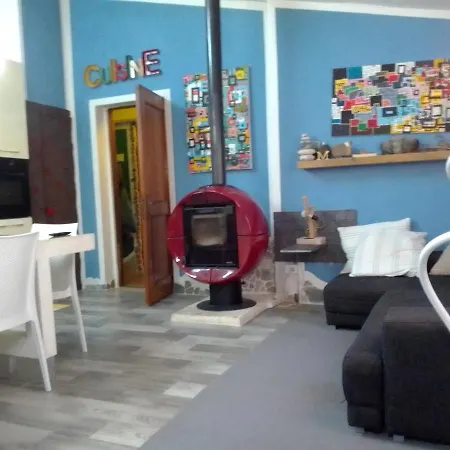 Grace House Apartment